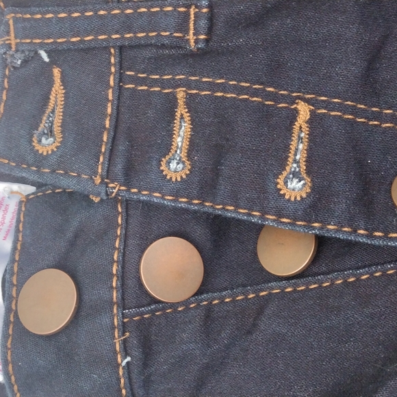 Jeans - Picture 3 of 3